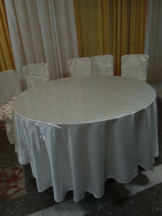 Столы на десять человек