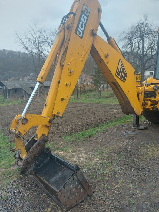 Buldoexcavator JCB 3CX