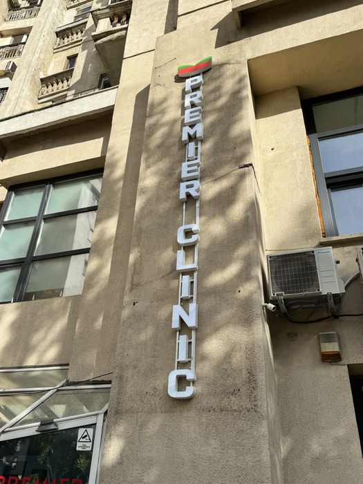 Print autocolant,banner,placi forex,bond,plexiglass,blockout,Etichete