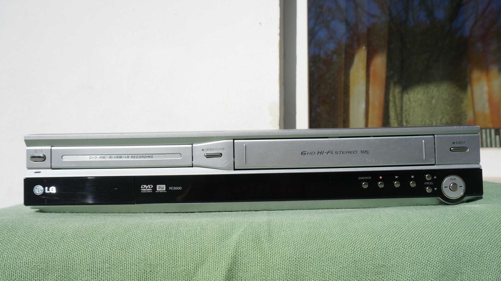 combo dvd vhs recorder second hand si noi de vanzare • Anunturi
