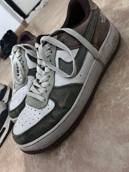 Продам мужские кроссы.