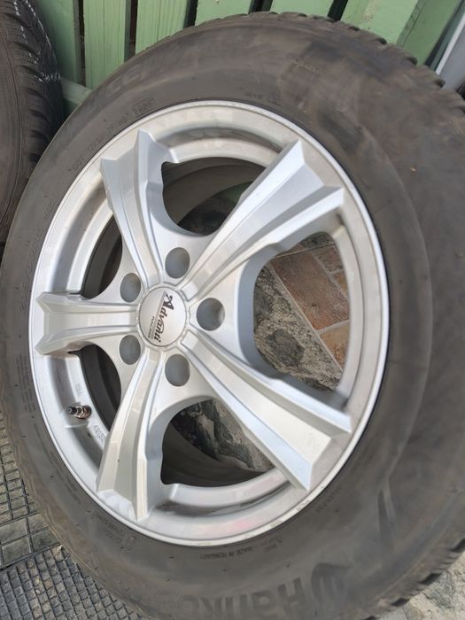 Jante aliaj 16 plus cauciucuri de iarnă hankook  205/60/16