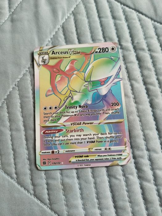 Продаются корточки понкимон