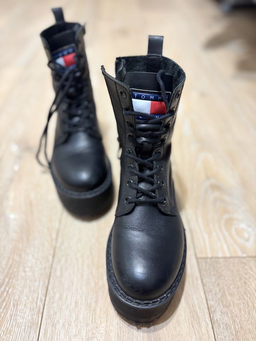 Bocanci Tommy Hilfiger 36 piele naturală
