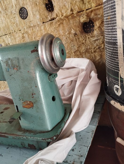 Промышленная швейная машина