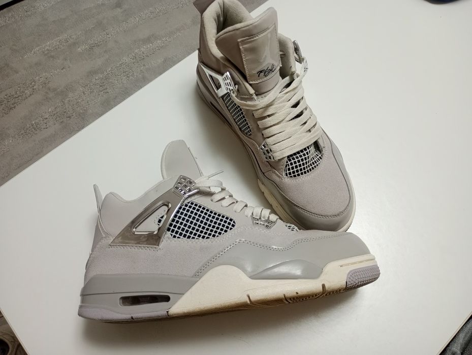 Jordan retro 4...