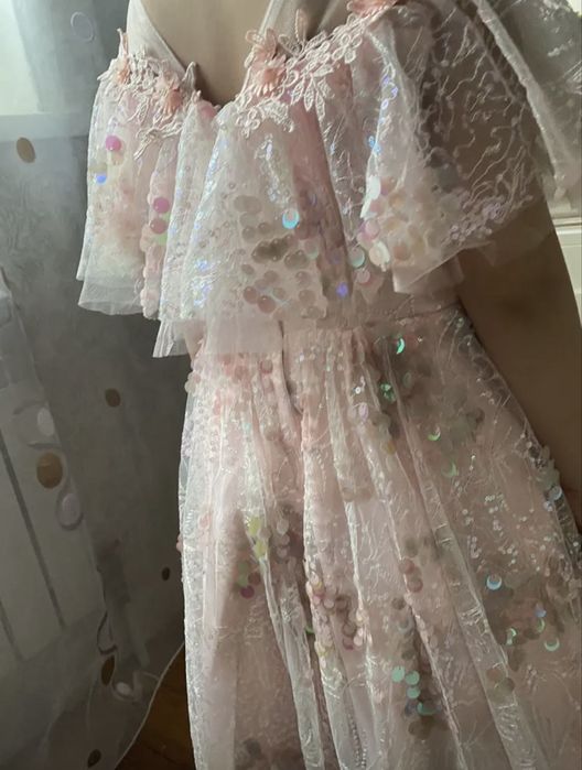 ПРОКАТ прекрасного платья для девочки