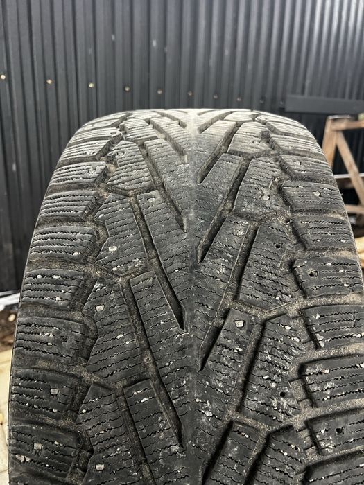 Продам Шины 295.35R21