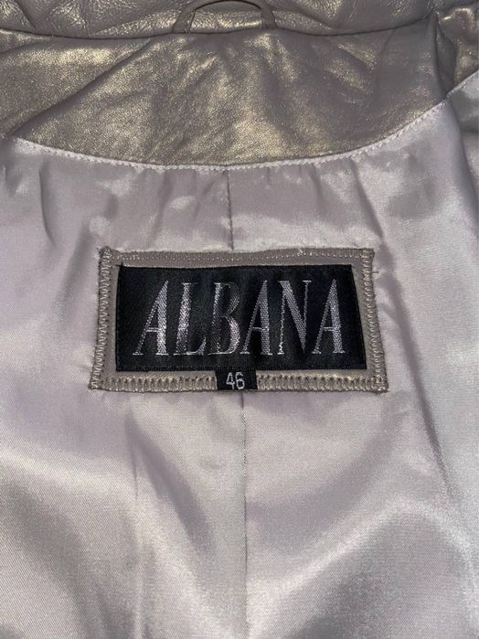 Продам куртку с МЕХОМ ПЕСЦА