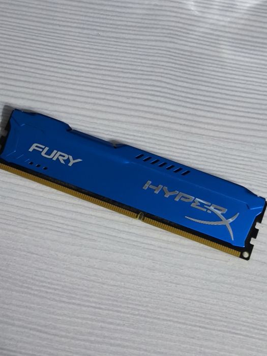 Память DDR 3 4Gb