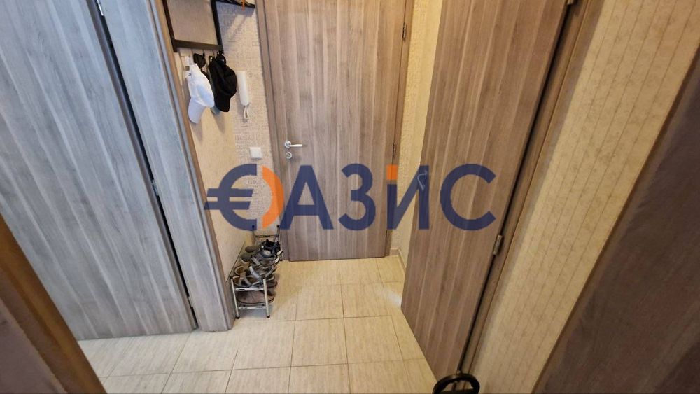 Продава се Двустаен апартамент в к.к. Слънчев бряг - 52 кв.м за 1520 €/кв.м - Снимка #12
