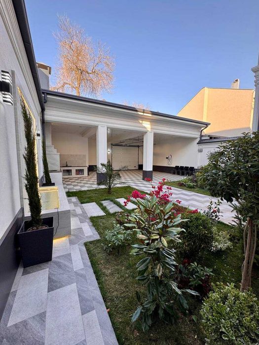 Сдаётся Участок на Яккасарайском р-не, ор-р Гостиница Россия!