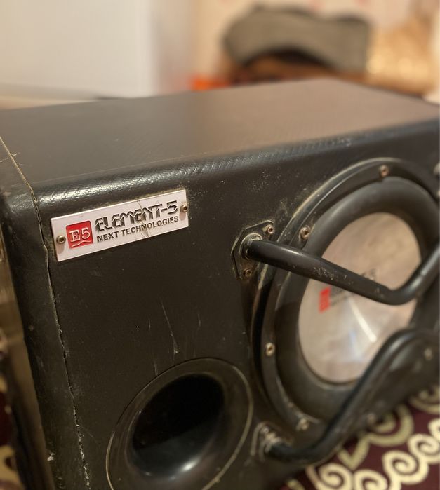 Саббуфер автомобильные