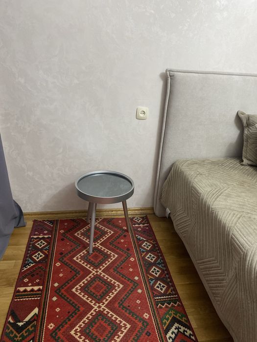 Продам стильный столик