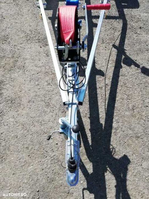 Peridoc barca Neptun NAVI 5M 750KG