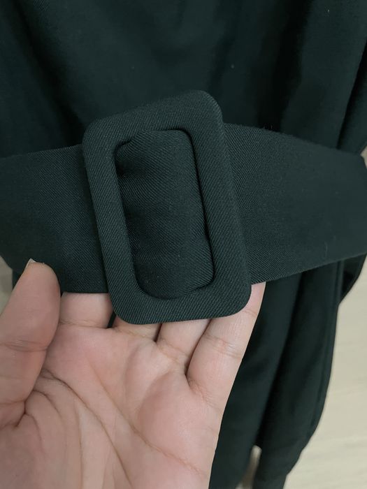 Платье от бренда Mango