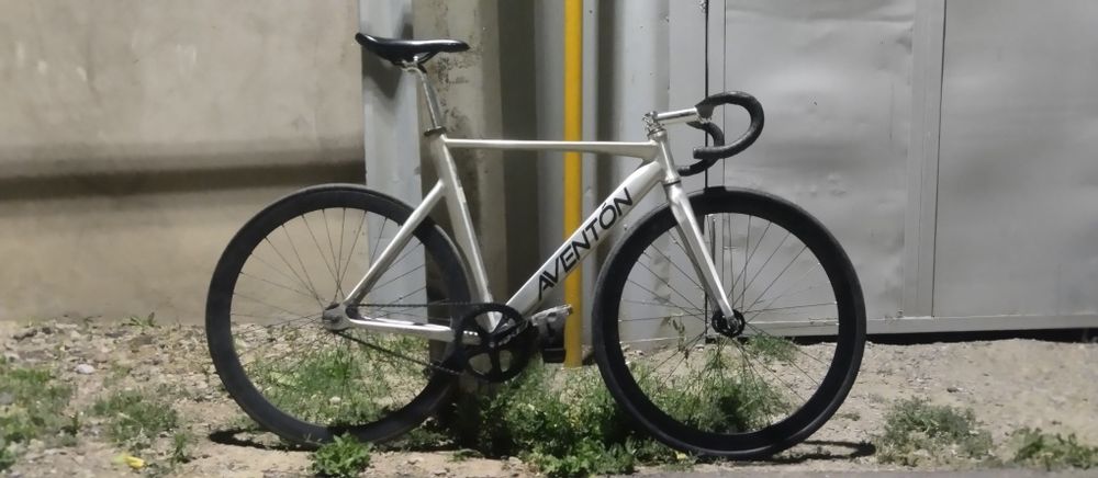 Продам фикс Aventon mataro