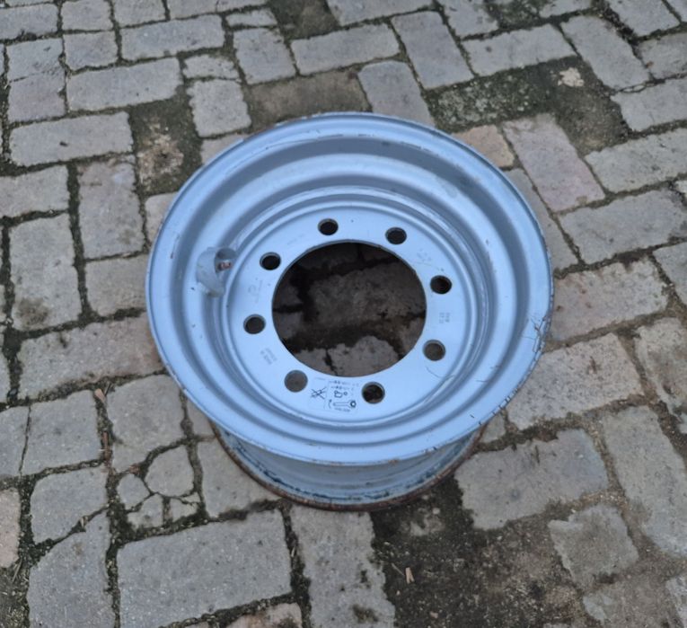 Jante R18 11x18 - ET35 - 8 gauri