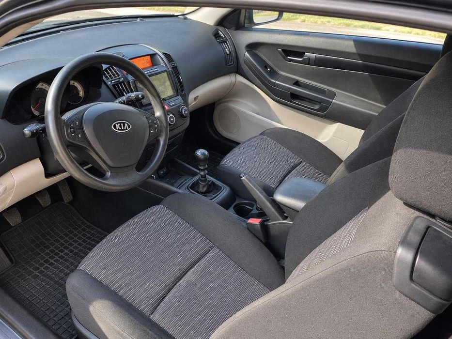 KIA Ceed 2008 — imagine 3