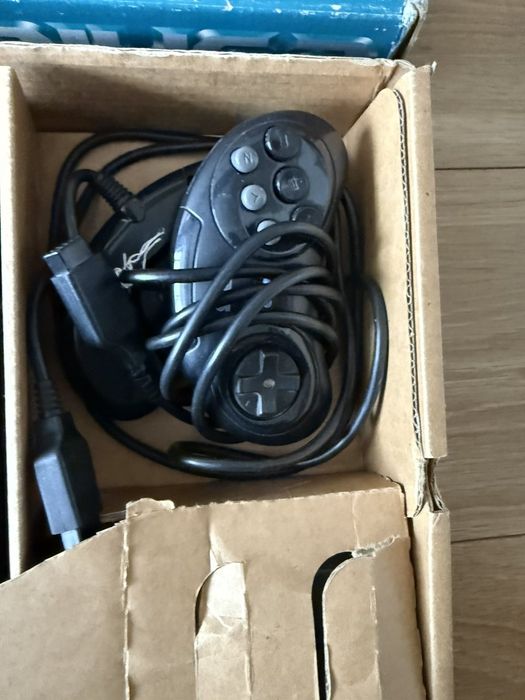 Стара телевизионна игра-Sega Mega drive 2-16bit