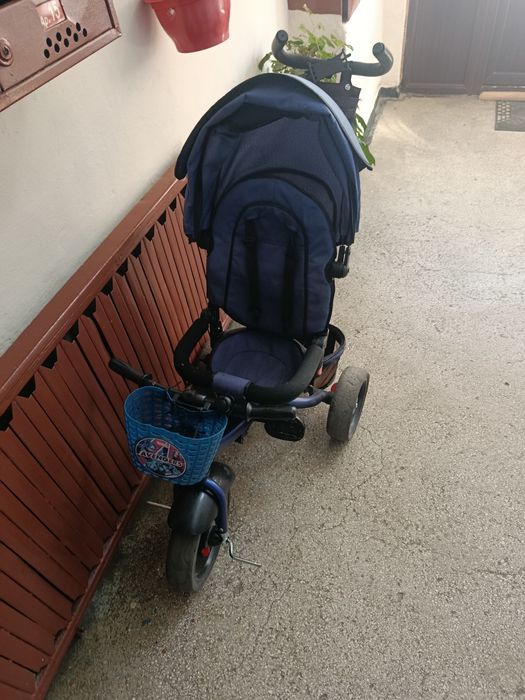 Tricicleta cu poziție de somn