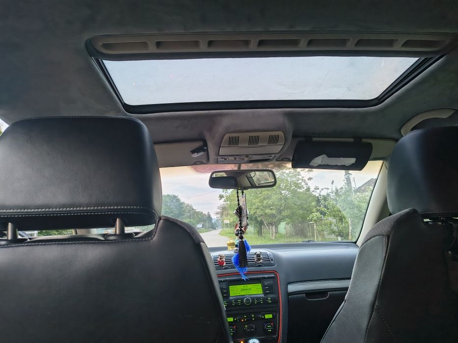 SKODA Octavia 2004 — imagine 4