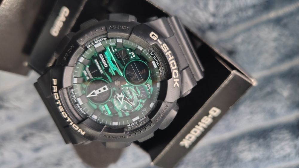 Casio G shok GA140-MG