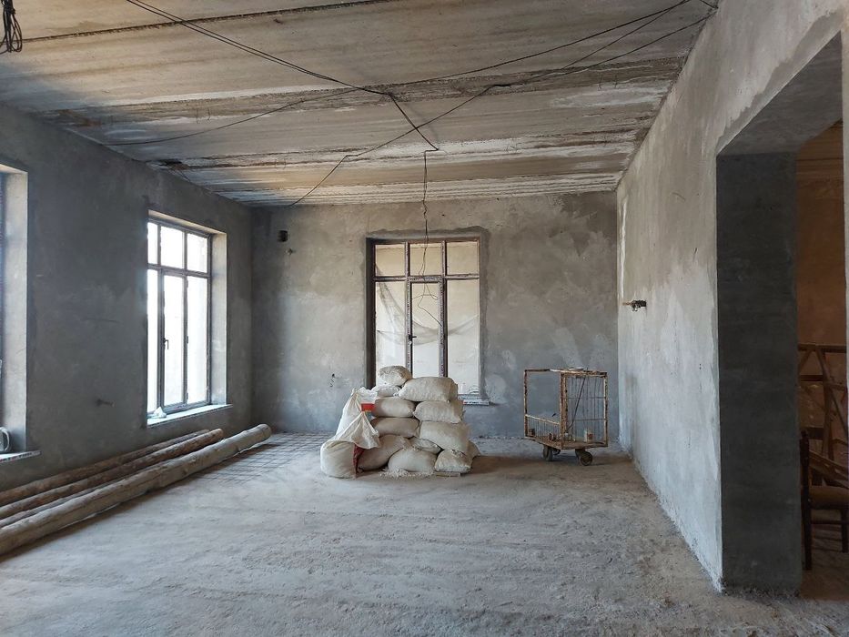 Uy sotiladi 5 sotix. Amir Temur mahalla, Qorasuv-1, MCHS baza Uchastka