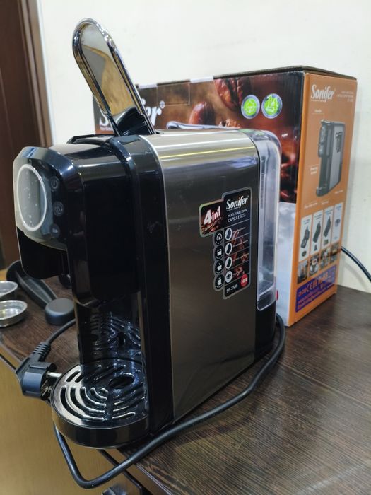 Продаётся капсульная кофемашина Sonifer  SF-3585