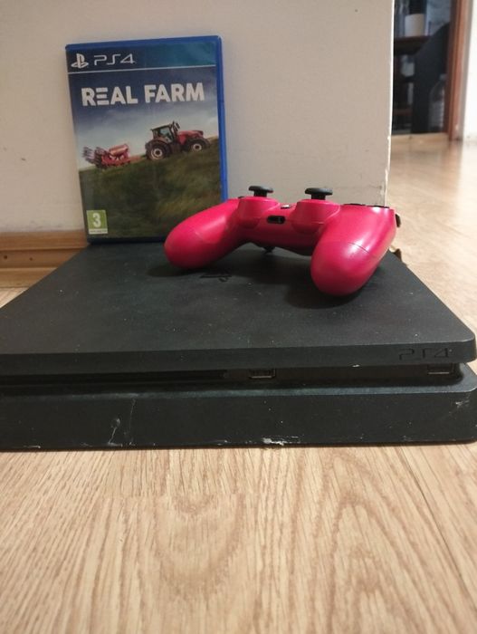 Vând PS4 nu pornește