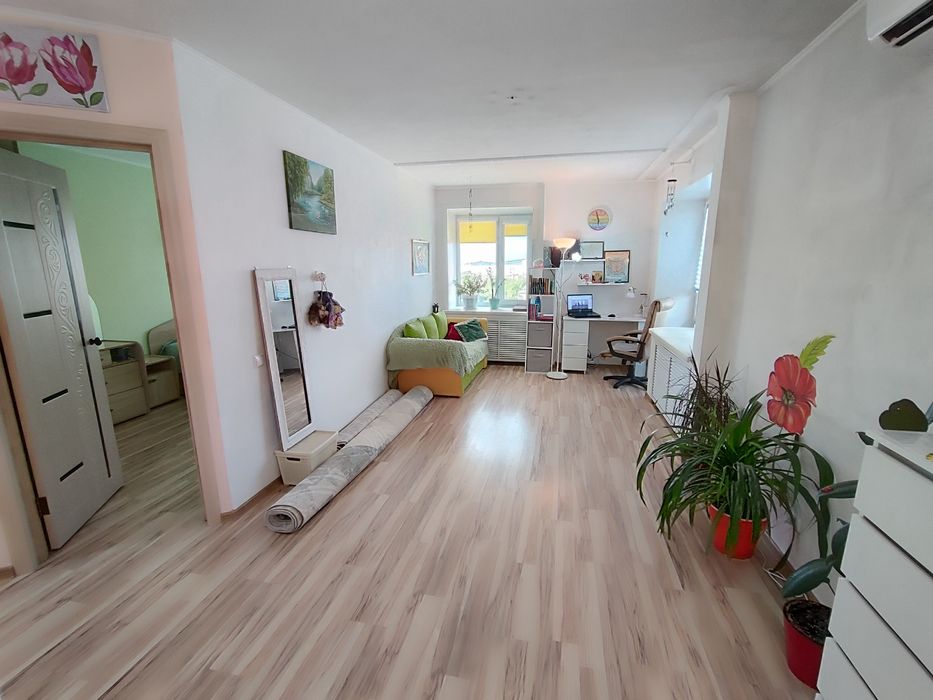 Продается 2-комн (3-19, 12 эт)