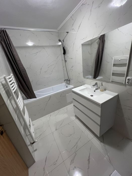 Inchiriez apartament 2 camere