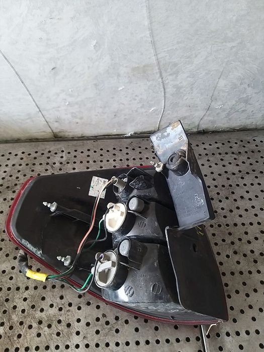 Stop tripla lampa dreapta renault koleos 1 hy 26550jy00