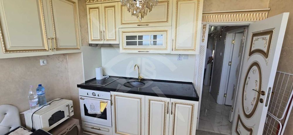 Продава се Тристаен апартамент в Пловдив, Изгрев - 72 кв.м за 1237 €/кв.м - Снимка #11
