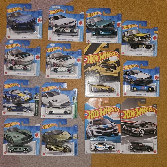 Hotwheels колички