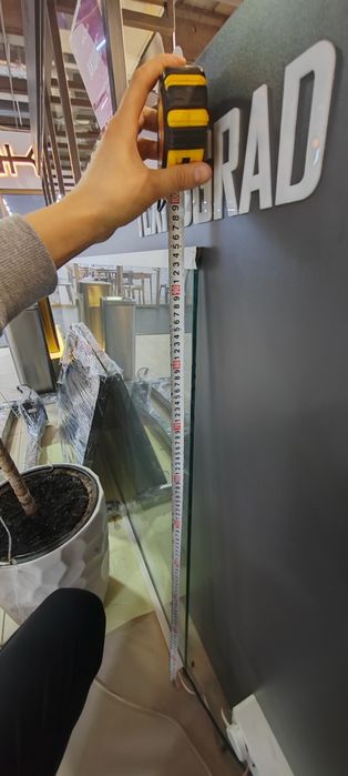 Срочно Продам ветринное стекло