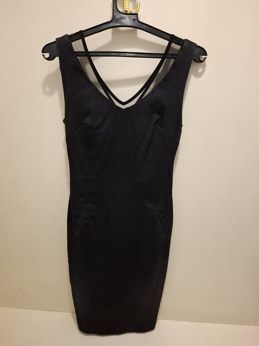 Рокли на Юнона, Размер М