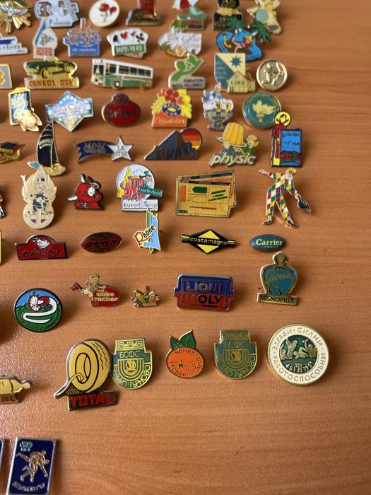 Лот Значки всякакви тематики