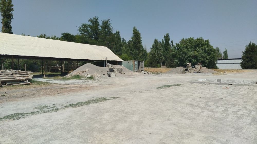 Паркентский район 76 соток, земля под любой вид деятельности