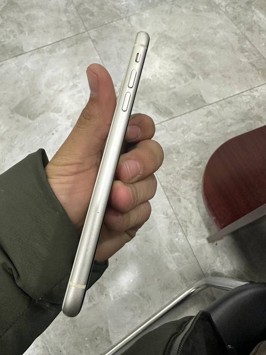 Iphone11 ocilmagan 83% 128talik