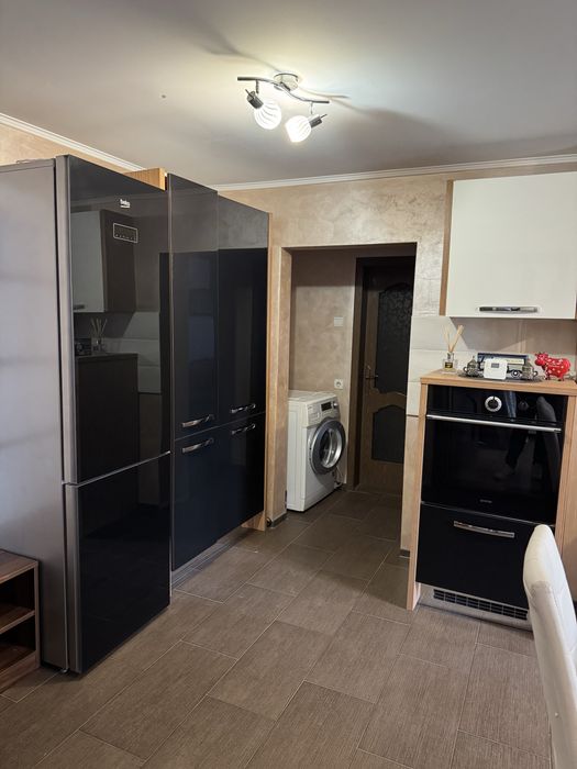 Apartament Etaj 1 Cu loc de Parcare Petru Musat