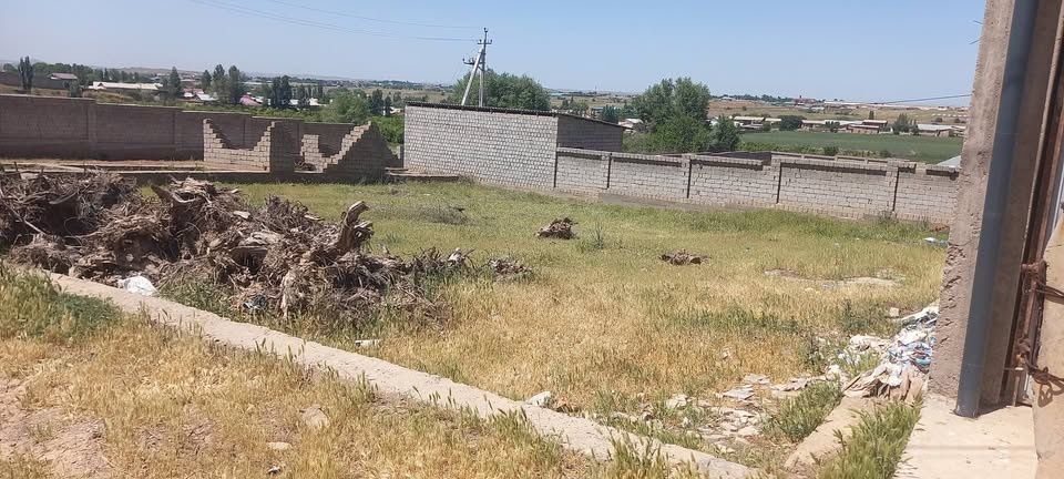 Тинч-сокин жойда ер срочно сотилади