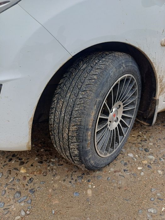 15 лик воссен диска балон сотилади