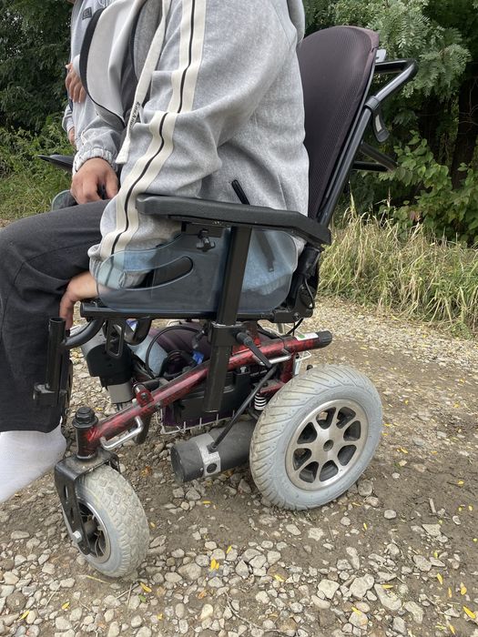 Scaun electric pentru persoane cu dezabilitati