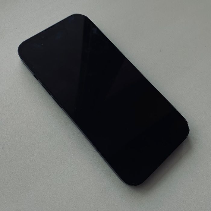 Айфон 13 сатылады