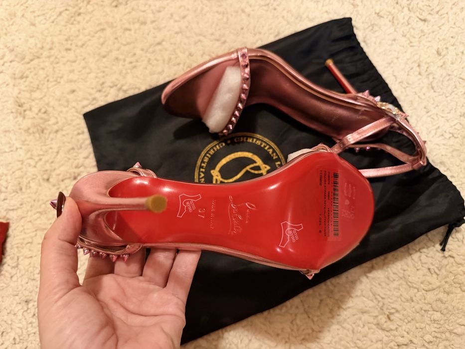 Sanda dama Louboutin roz