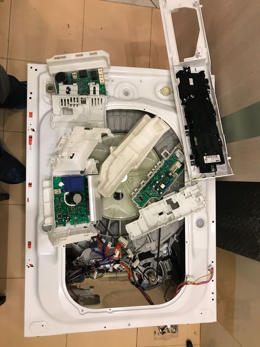 Indesit Kir yuvish mashina ustasi / Кир мошина устаси