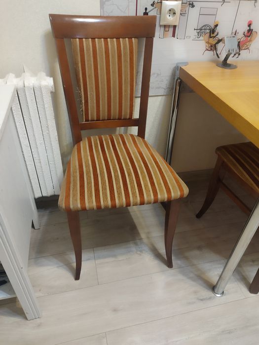 Продам мягкие стулья