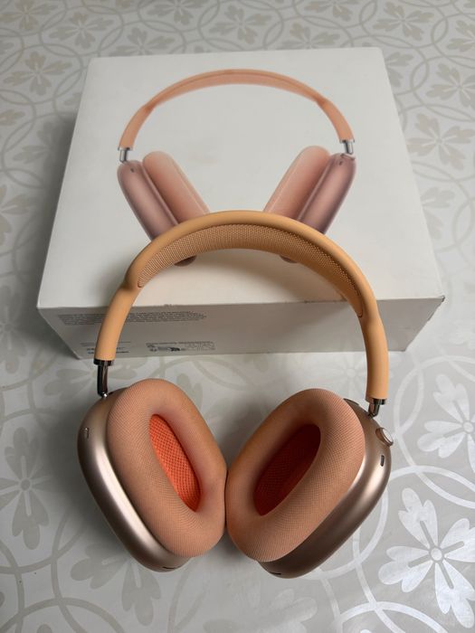 Продам AirPods Max2