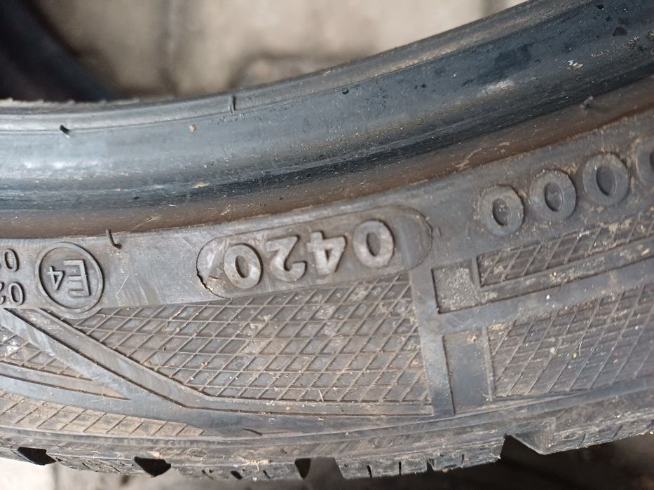 Гуми 225/40/19със255/35/19 Вредештайн